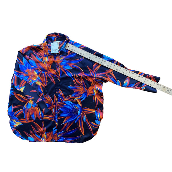 H&M NWOT Colorful Floral Faux Wrap Wide Leg Palazzo Satin Pants XL & Large Shirt - Picture 6 of 16